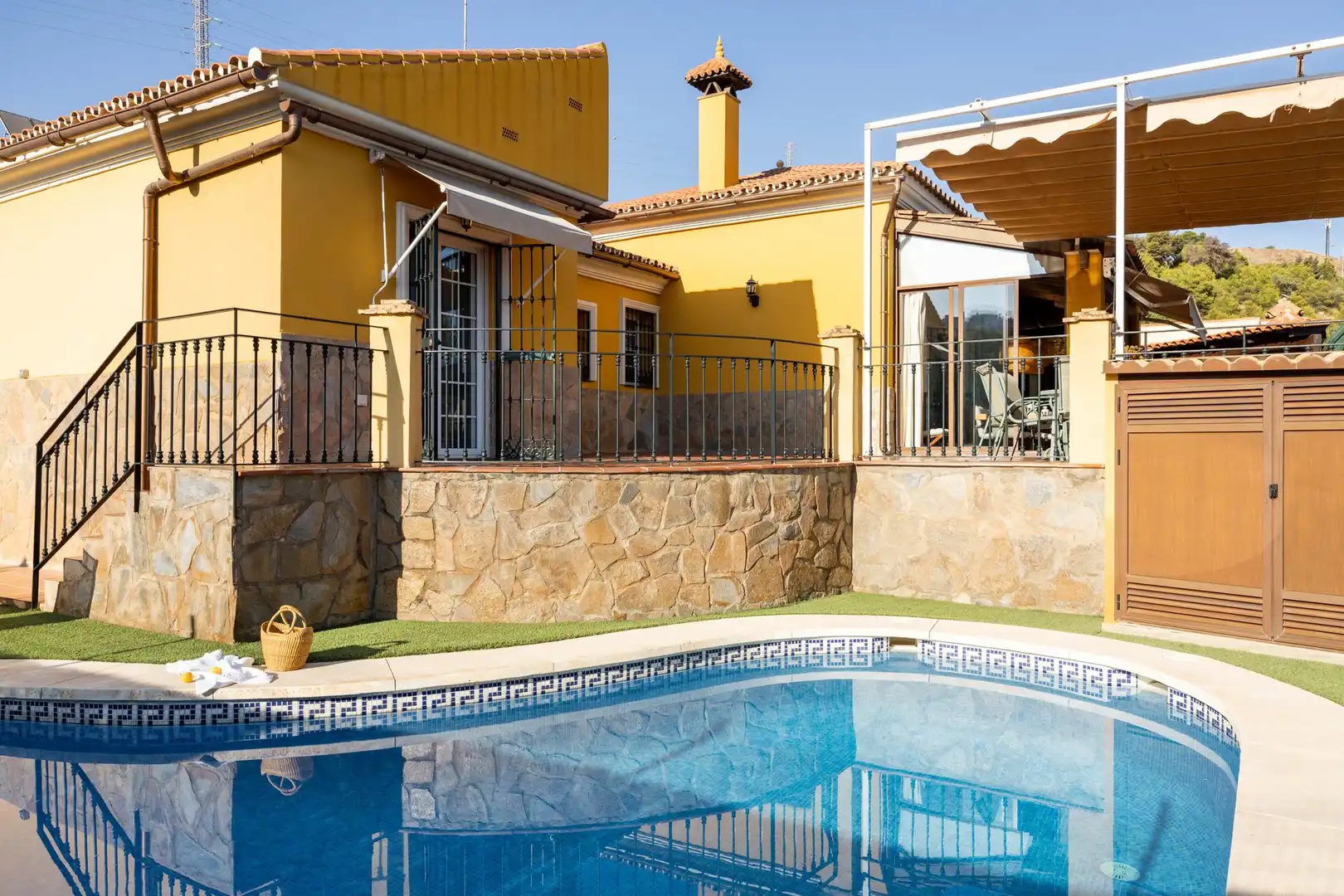 Houses for sale in Pedregalejo - Morlaco