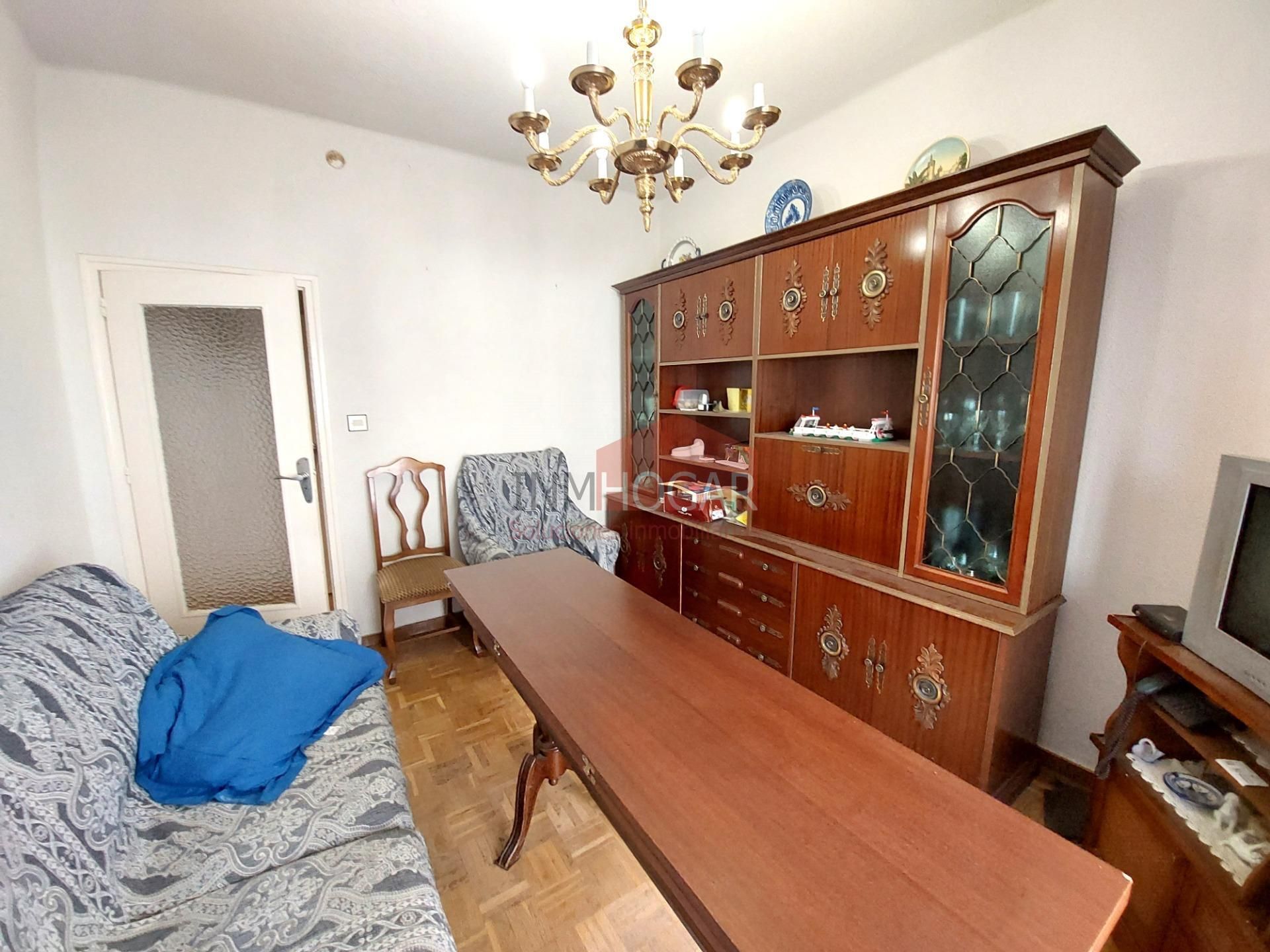 Sala d'estar de Pis en venda en Ávila Capital amb Calefacció i Parquet