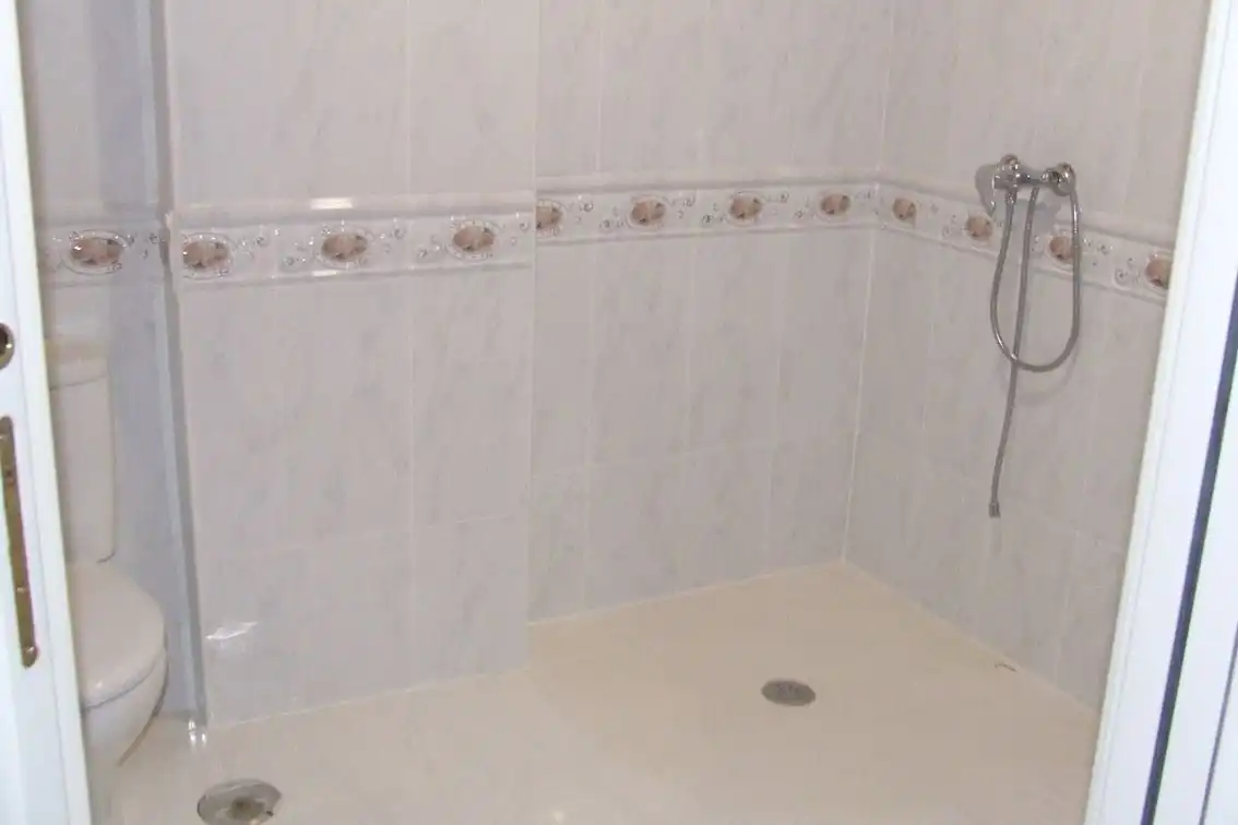 Baño de Casa o chalet en venta en Valdés - Luarca con Jardín privado