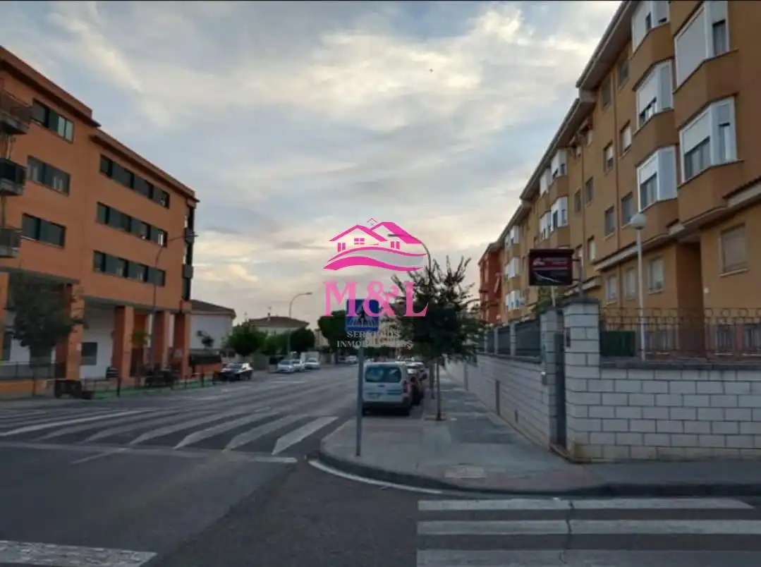 Local comercial en venda a Sur
