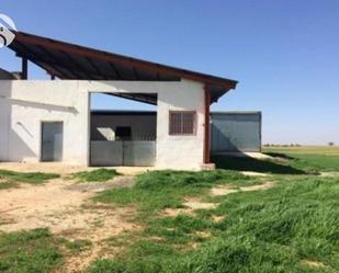 Exterior view of Industrial buildings for sale in Villamayor de Santiago