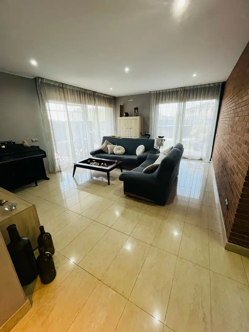 Sala d'estar de Casa o xalet en venda en Piera amb Aire condicionat, Calefacció i Jardí privat