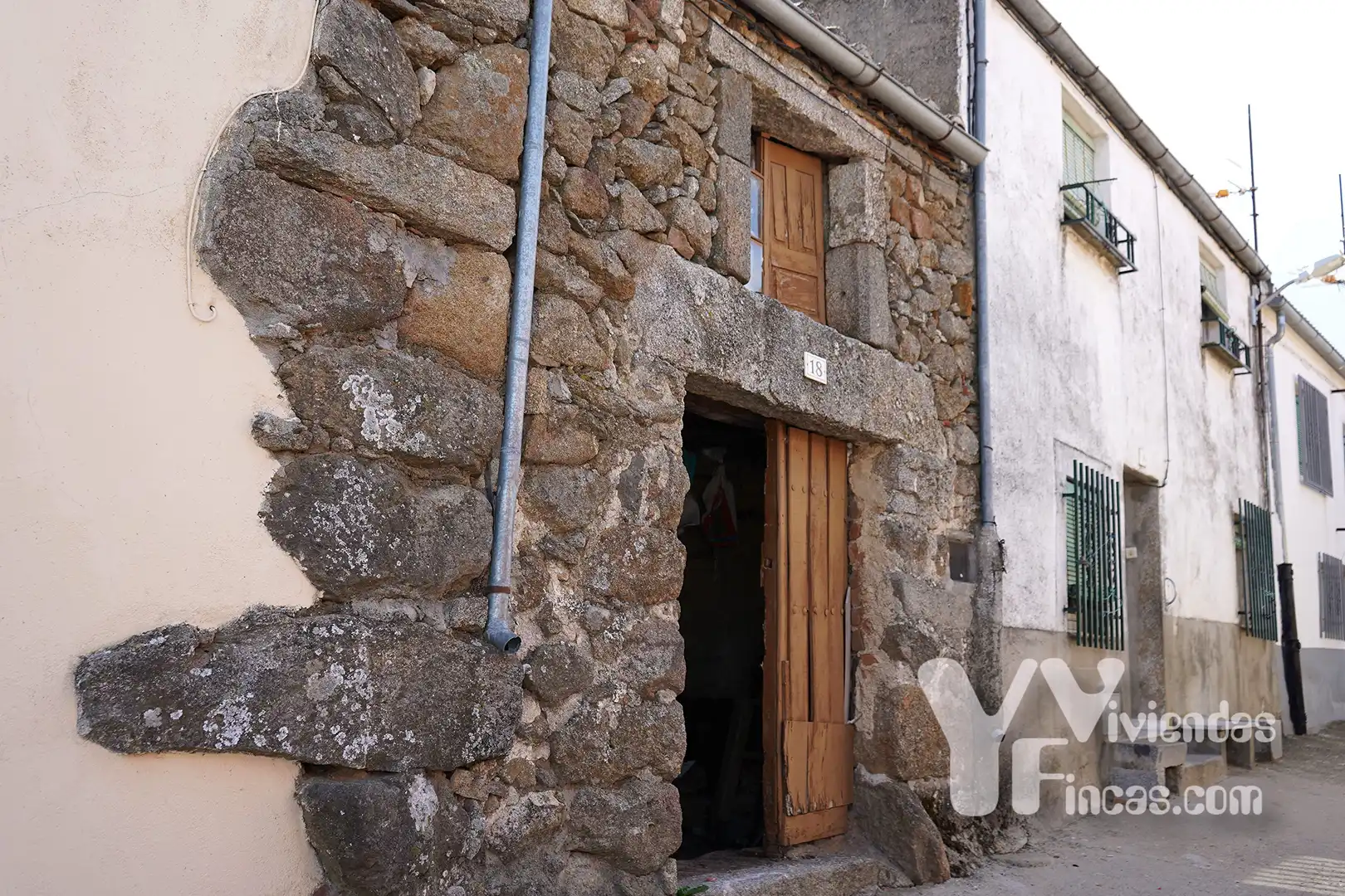 Exterior view of Country homes for sale in Valdelacasa  with Storage room