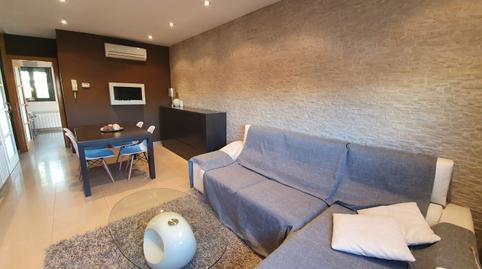 Foto 2 de Casa adosada en venta en  Carrer Ramon I Cajal, 15, El Palau d'Anglesola, Lleida