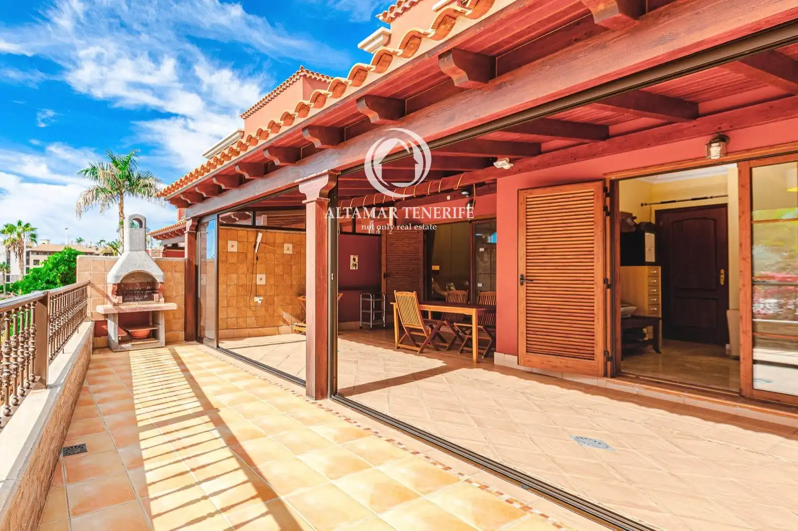 Casa a schiera con piscina in vendita a Costa Adeje, imagen 2