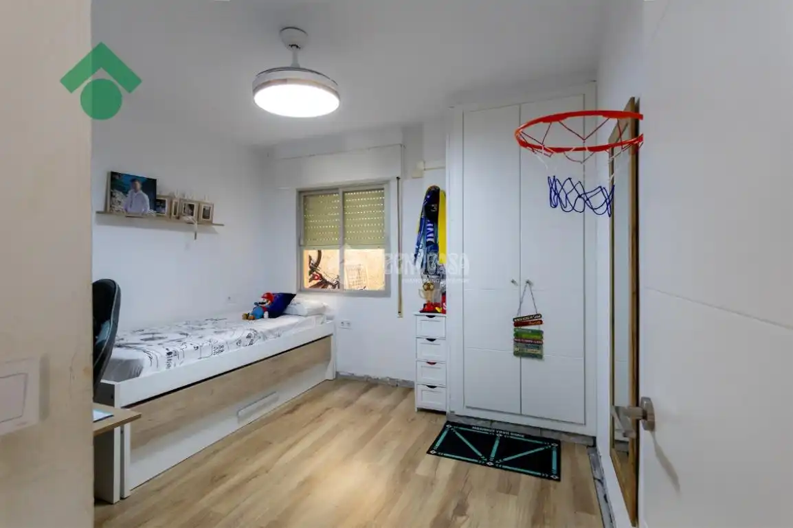 Bedroom of Flat for sale in Nerja  with Air Conditioner, Heating and Furnished