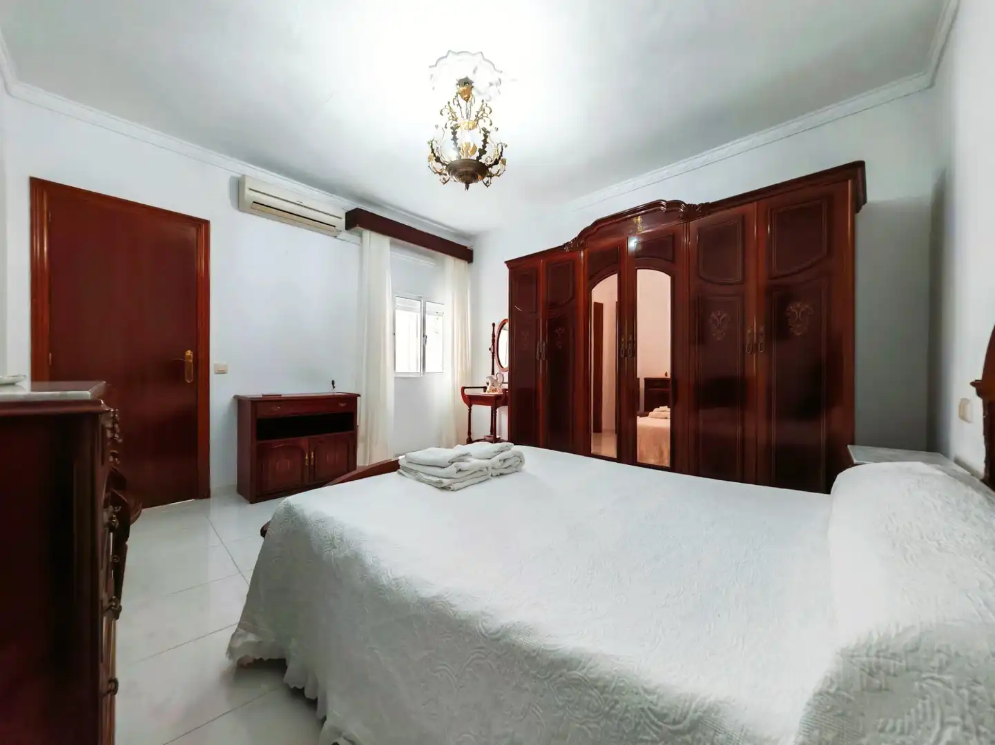 Dormitori de Casa o xalet en venda en Vejer de la Frontera amb Aire condicionat, Terrassa i Moblat