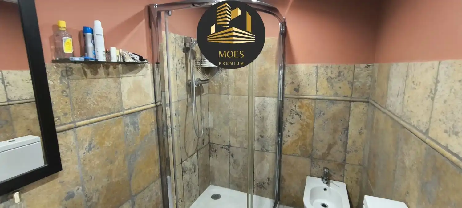 Badezimmer von Wohnung zum Verkauf in Linares mit Klimaanlage und Heizung