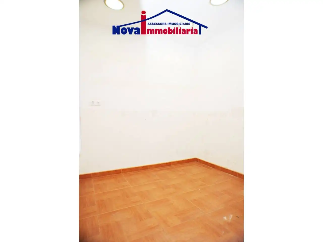 Business premises for sale in Calle Salvador Baroné, imagen 16