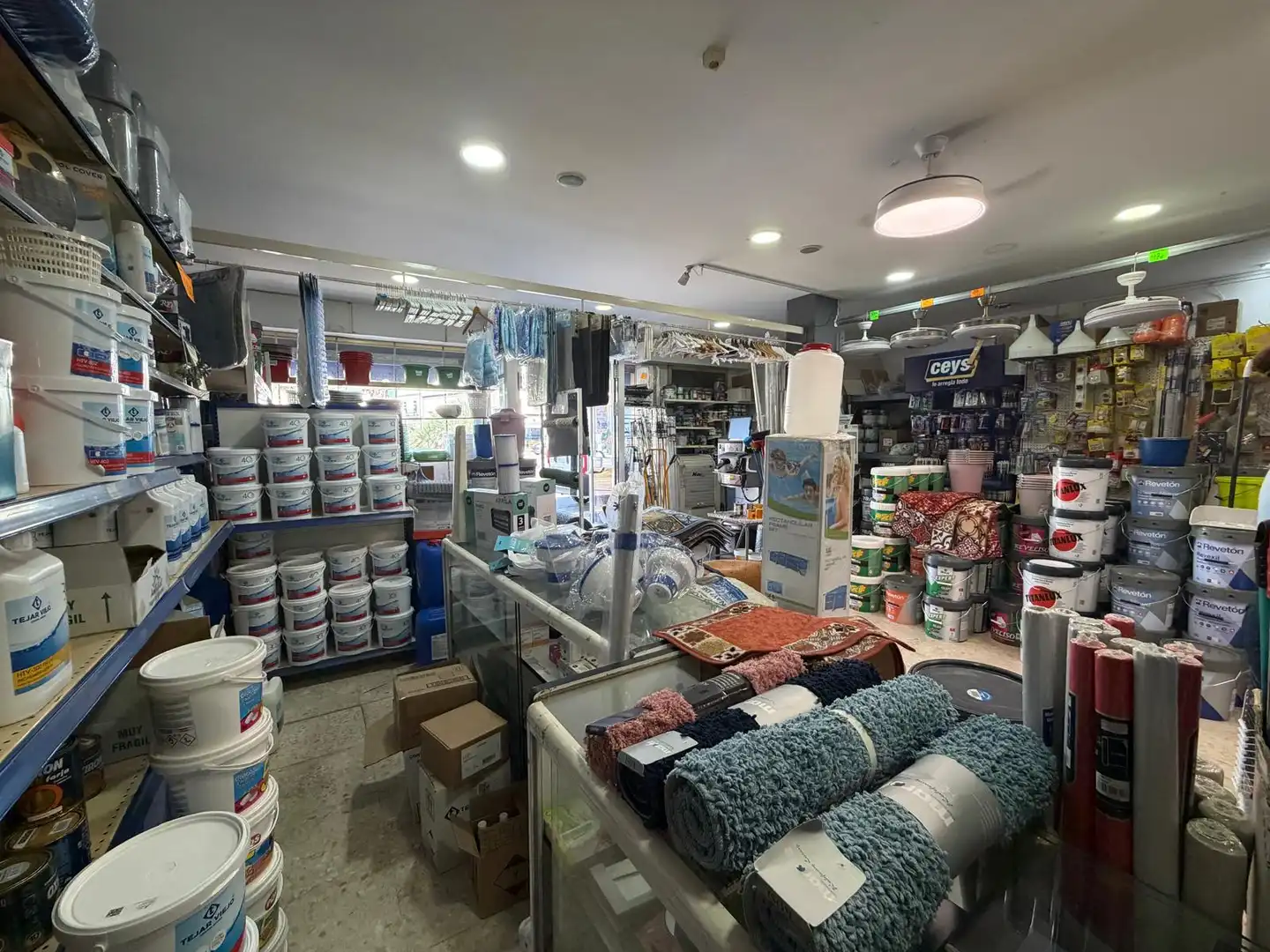 Local comercial en traspaso en Avenida de la Constitución, imagen 4