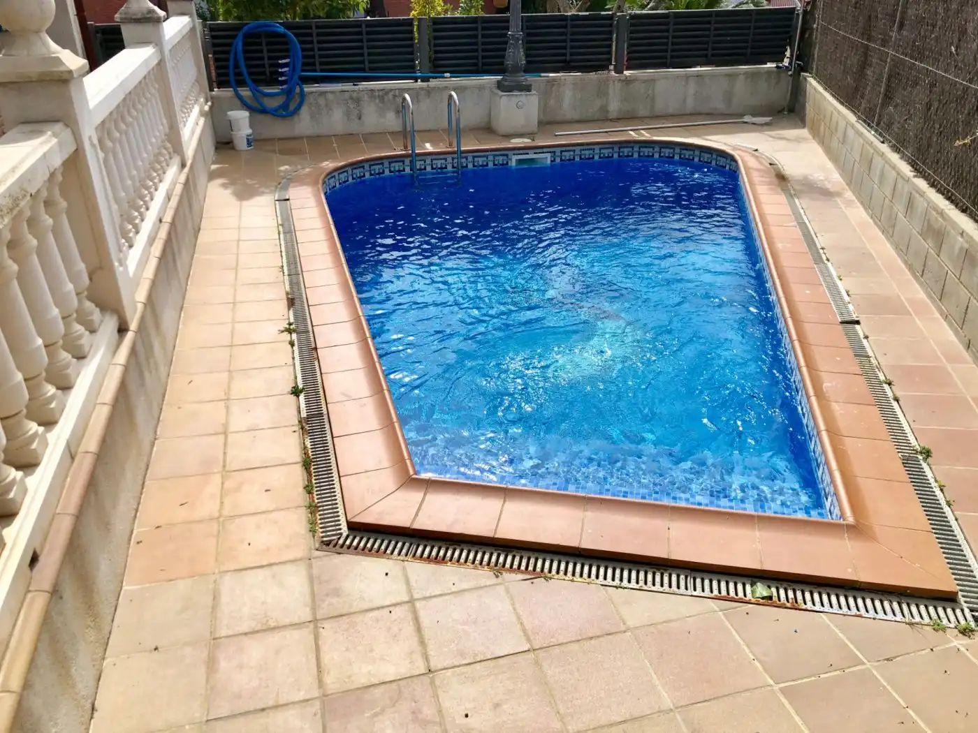 Piscina de Casa o chalet en venta en Martorell con Aire acondicionado, Calefacción y Jardín privado