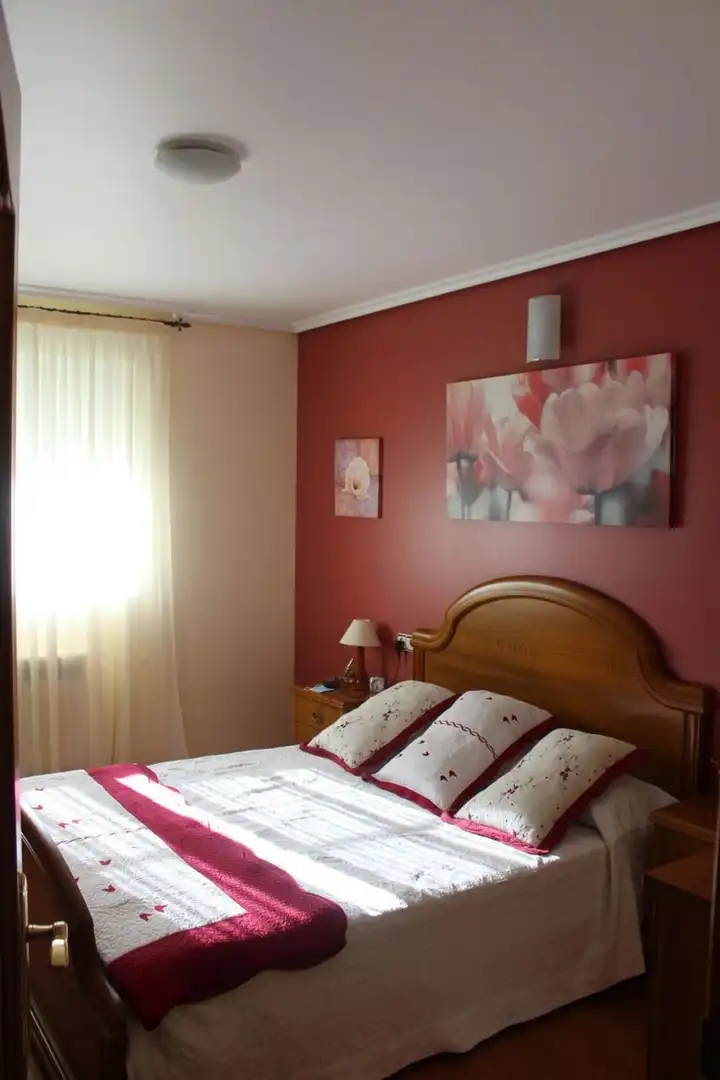 Dormitori de Casa o xalet en venda en Valdoviño amb Jardí privat i Traster