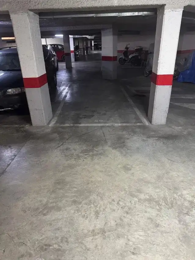 Parking of Garage for rent in  Madrid Capital