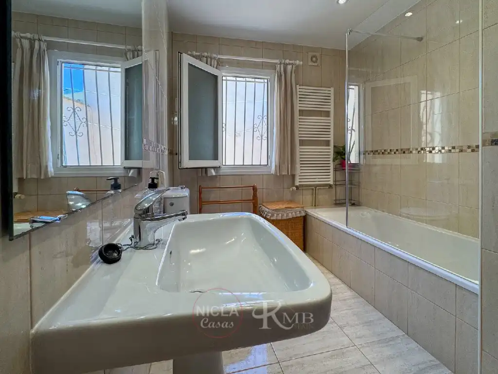 Baño de Casa o chalet en venta en Bédar con Aire acondicionado, Calefacción y Jardín privado