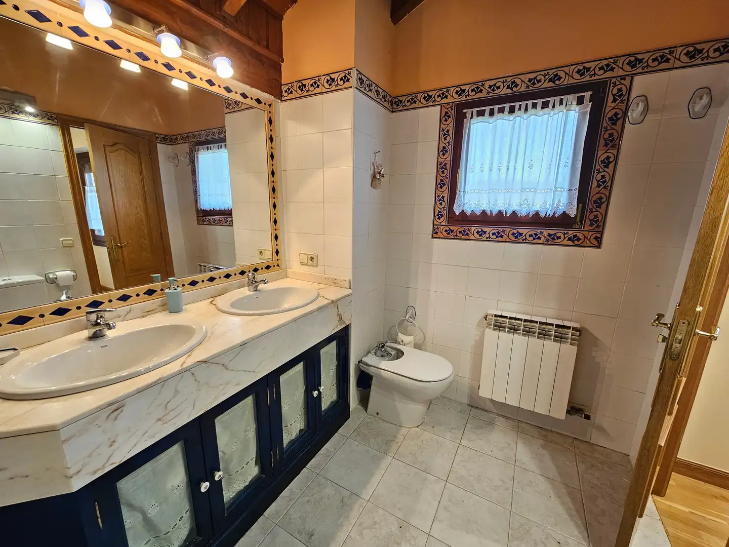 Chalet con jardín en venta en Etxabarri Ibiña Entitatea, imagen 14