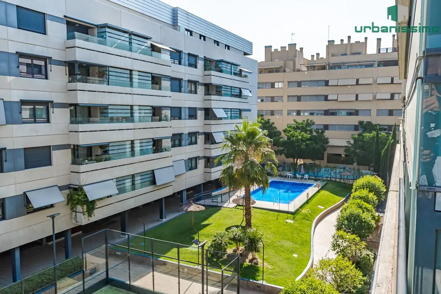Exterior view of Flat for sale in Madrid  with Air Conditioner, Terrace and Storage room