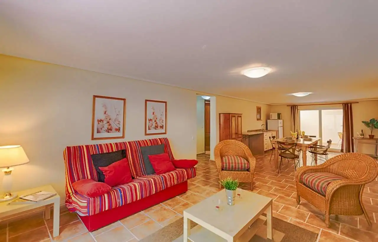 Villa con terrazza in vendita a Marisol Park - Ortembach - Los Almendros, imagen 24