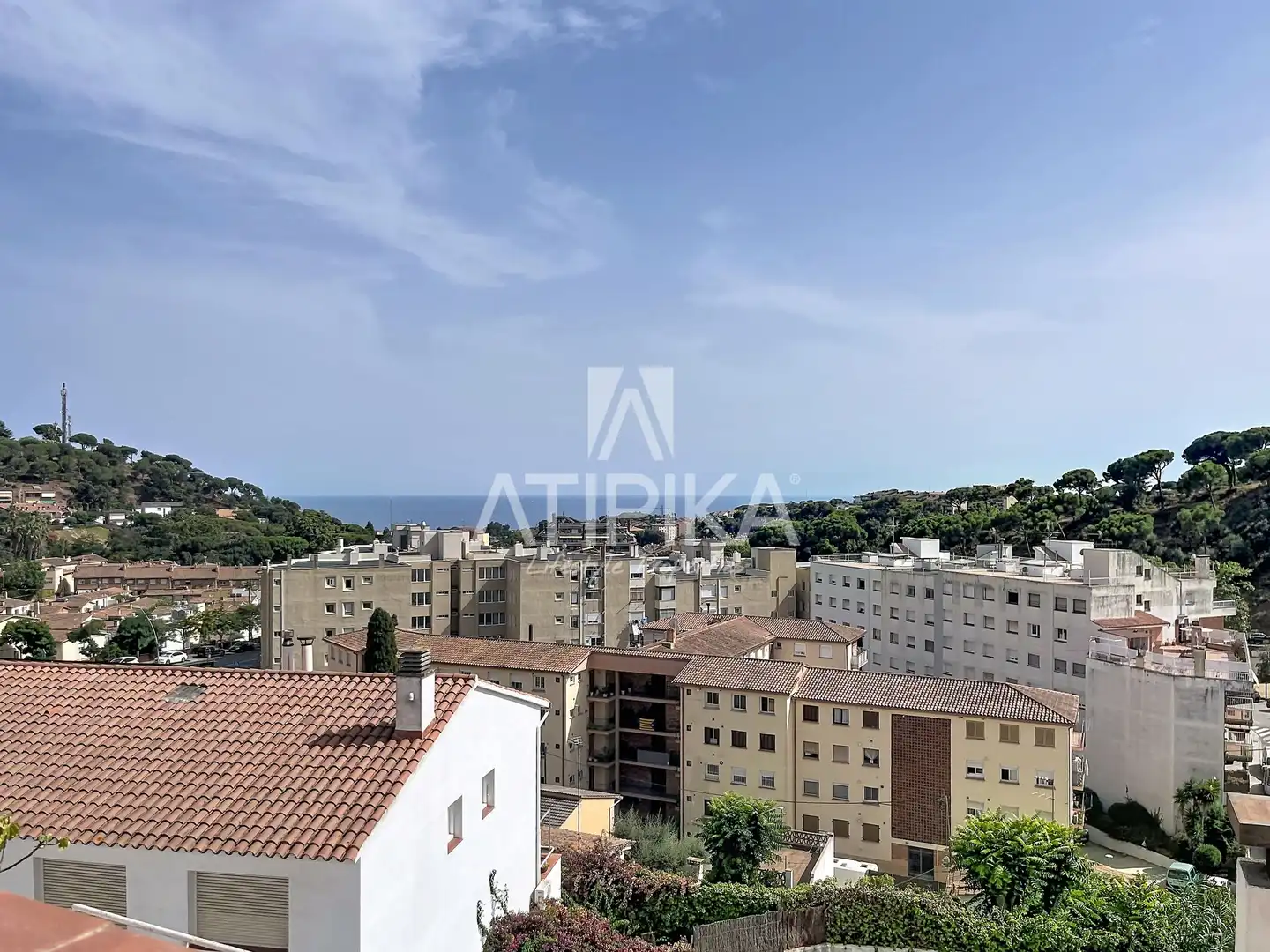 Vista exterior de Casa o chalet en venta en Sant Andreu de Llavaneres con Terraza, Piscina y Horno