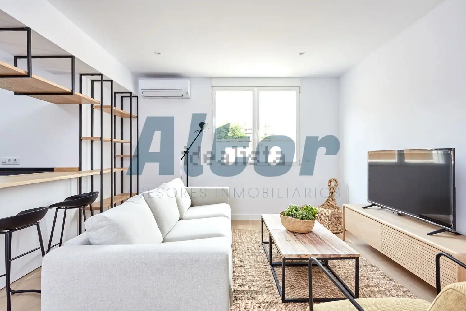 Flat for rent in DE CONCHA ESPINA, El Viso