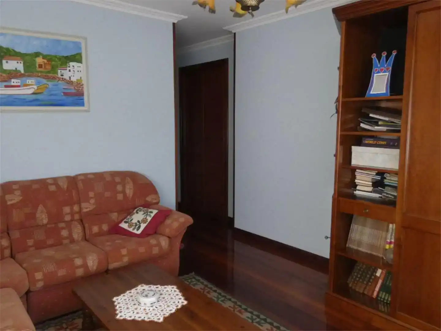 Sala d'estar de Pis en venda en Pontevedra Capital  amb Jardí privat, Parquet i Piscina