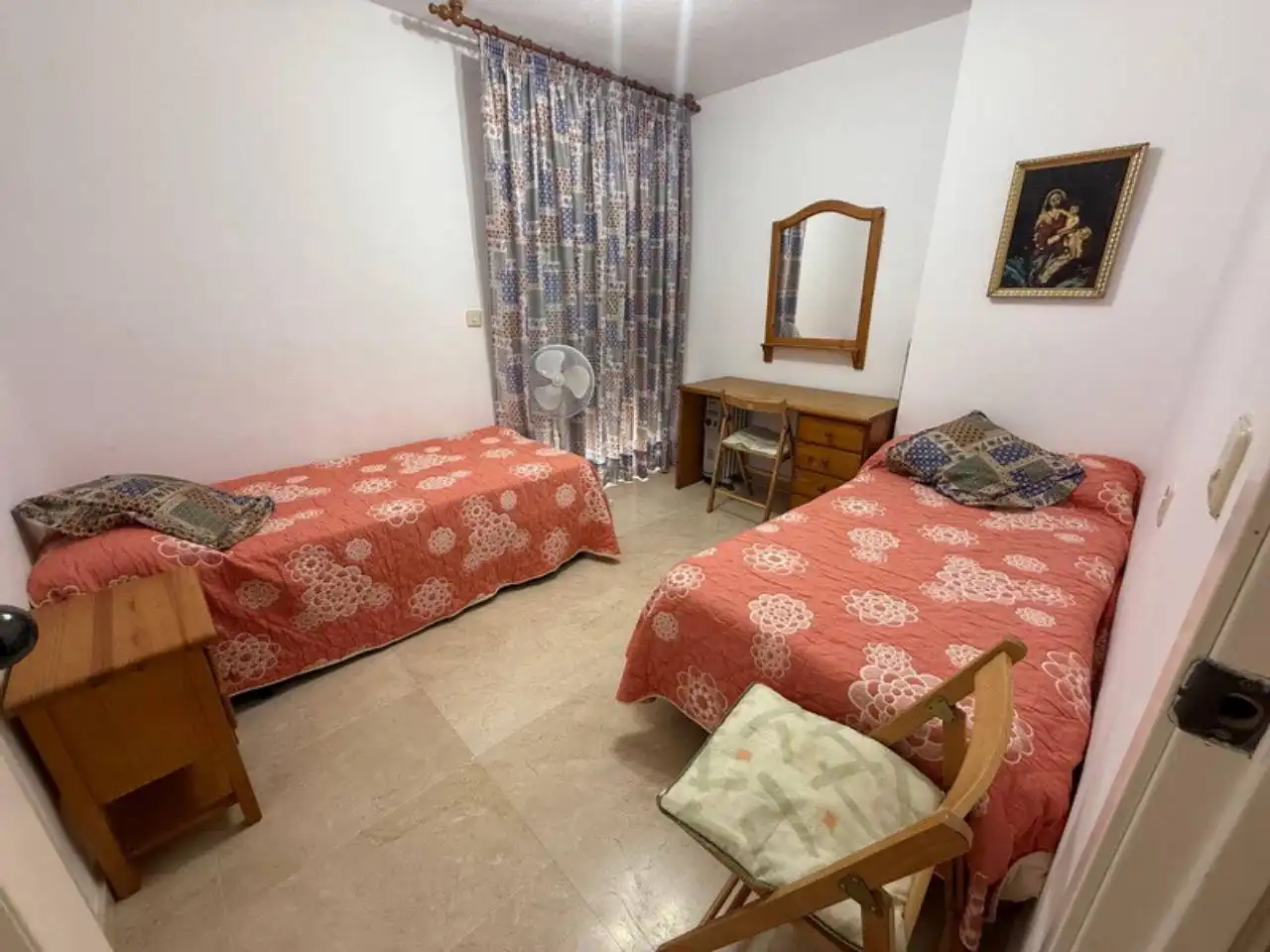 Habitación de Casa adosada en venta en Almuñécar