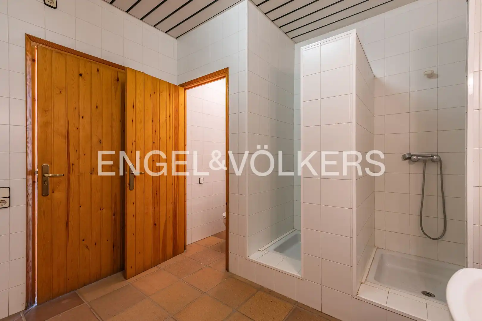 Houses for sale in Terrassa  with Air Conditioner, Heating and Private garden
