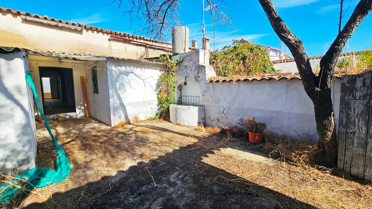 Exterior view of Houses for sale in Campofrío, Huelva