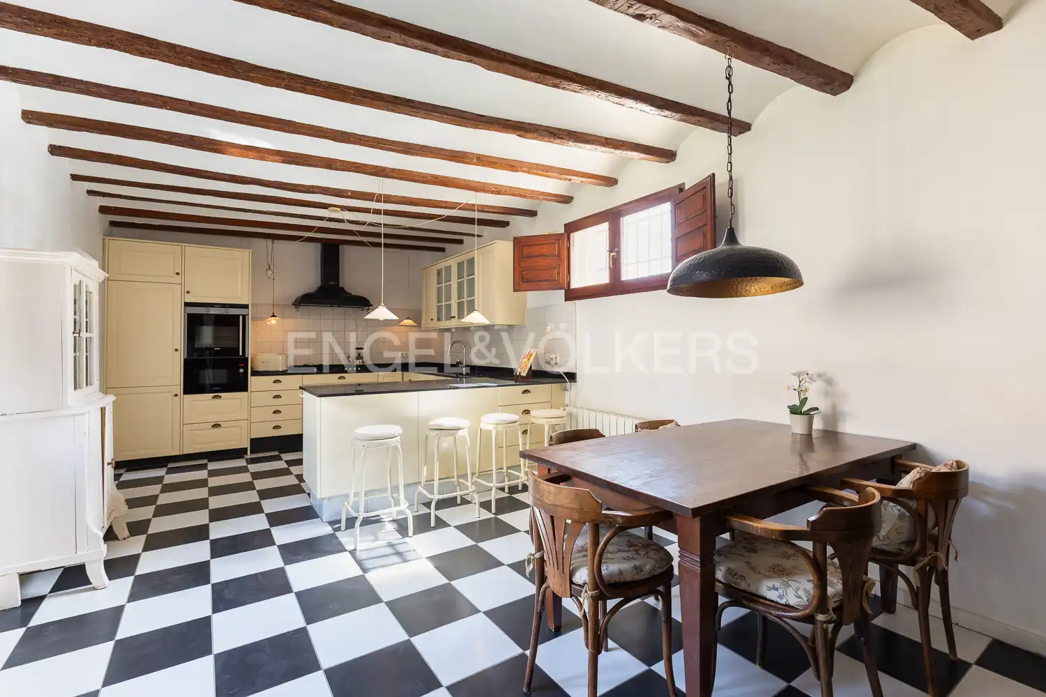 Cocina de Casa o chalet en venta en Manuel con Aire acondicionado, Calefacción y Parquet