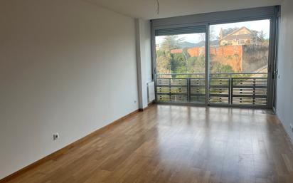 Living room of Flat for sale in Piera  with Heating, Parquet flooring and Oven