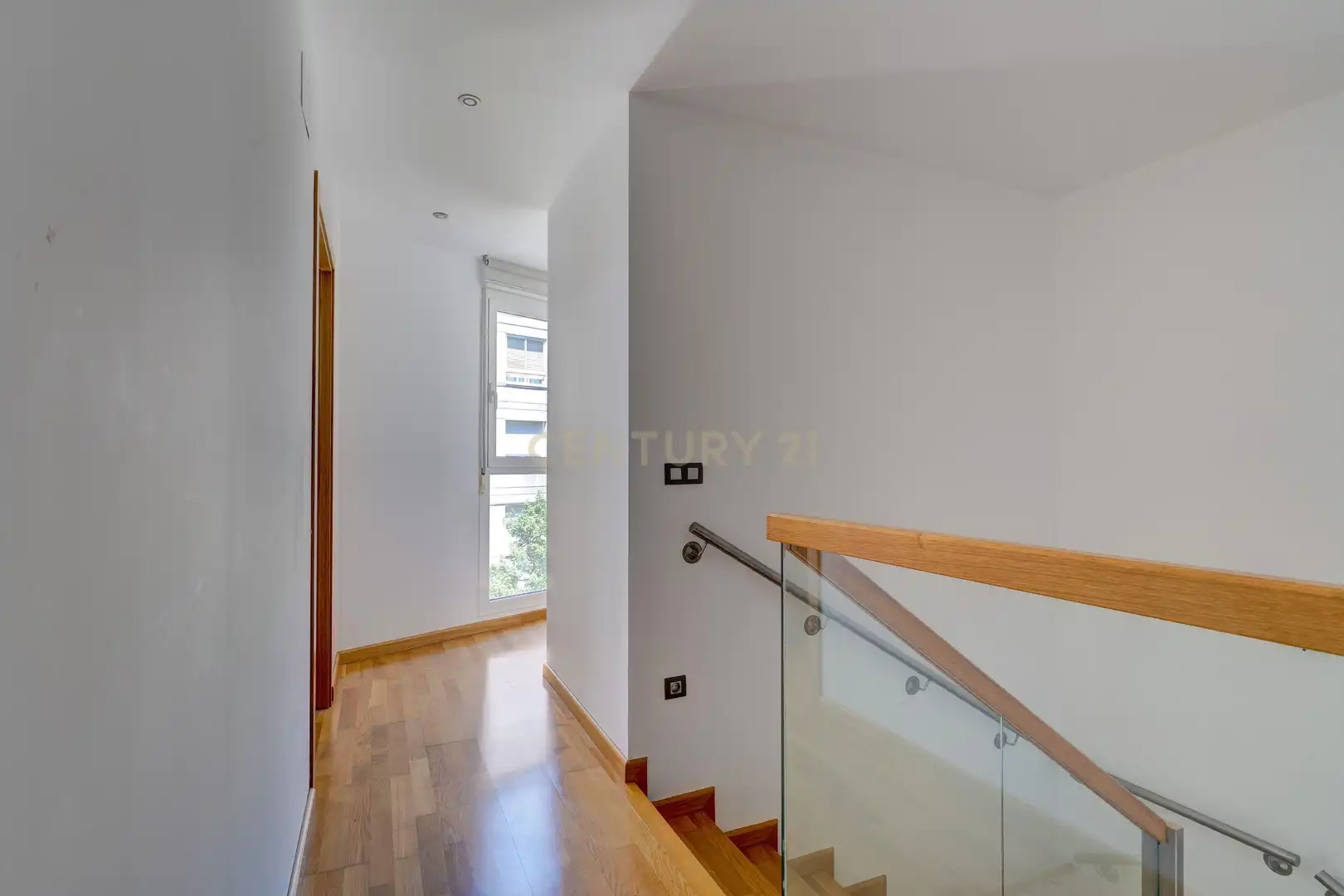 Dúplex en venta en Irun  con Trastero, Horno y Lavadora