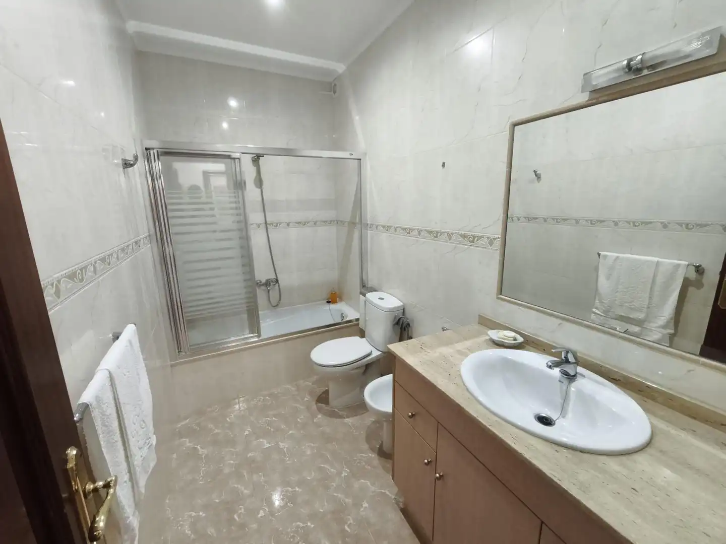 Baño de Casa o chalet en venta en Ribeira con Calefacción