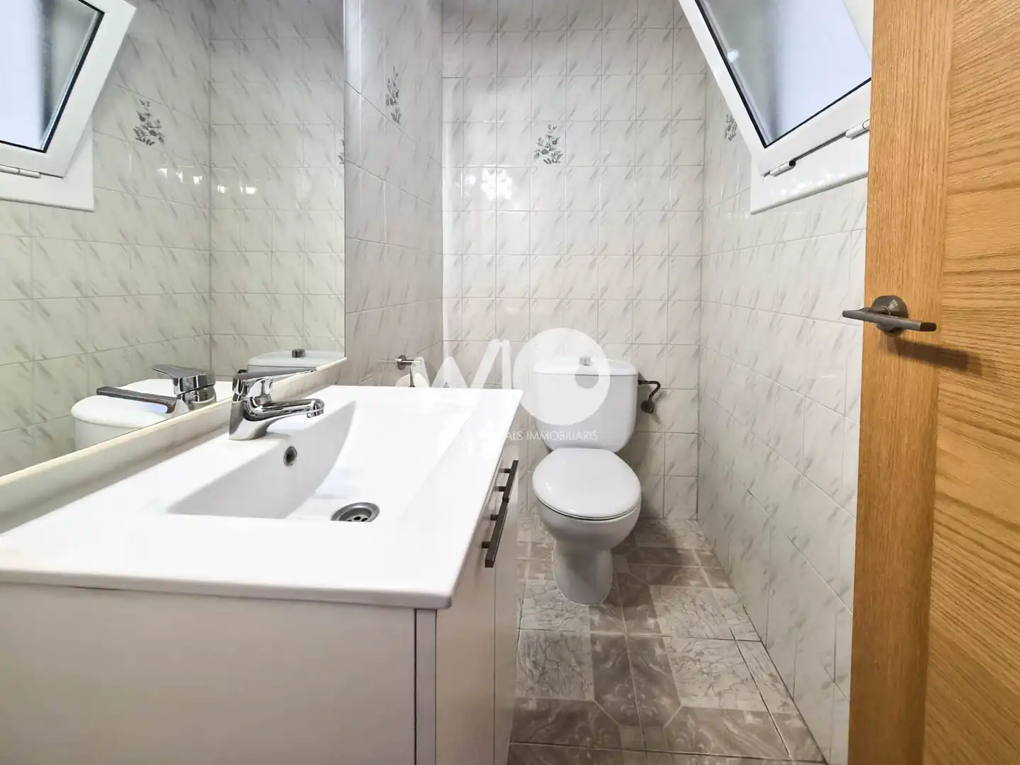 Baño de Casa o chalet de alquiler en Girona con Aire acondicionado, Calefacción y Terraza