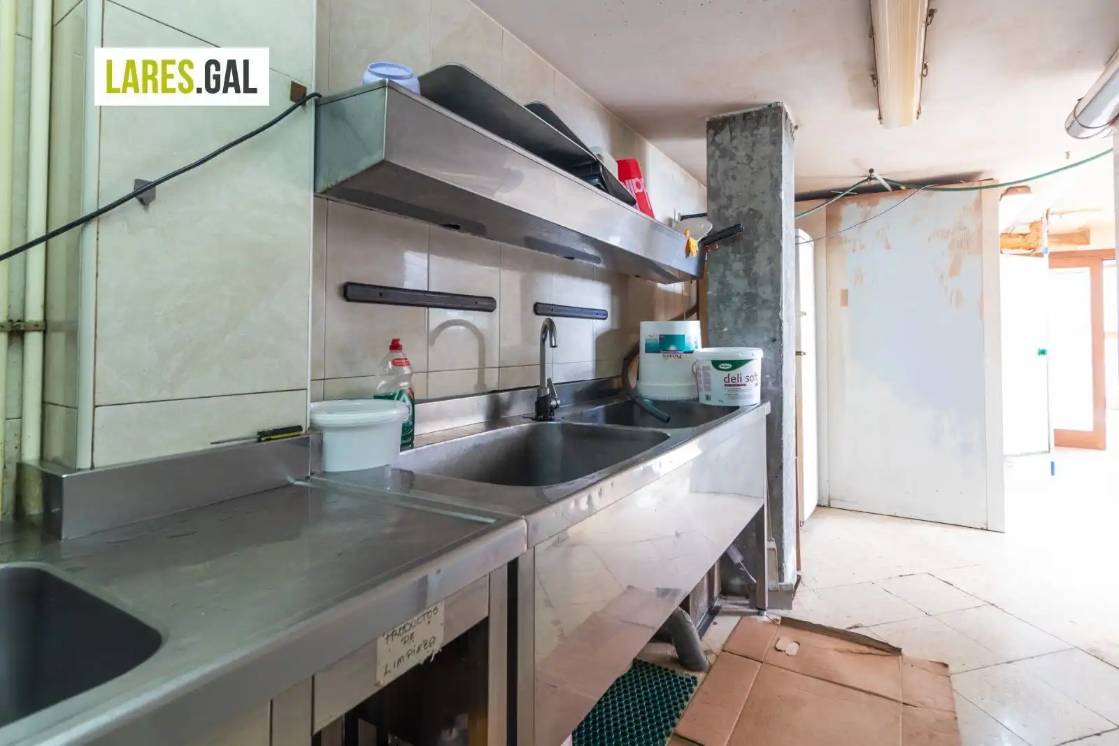 Kitchen of Commercial properties for sale in Cangas   with Air Conditioner