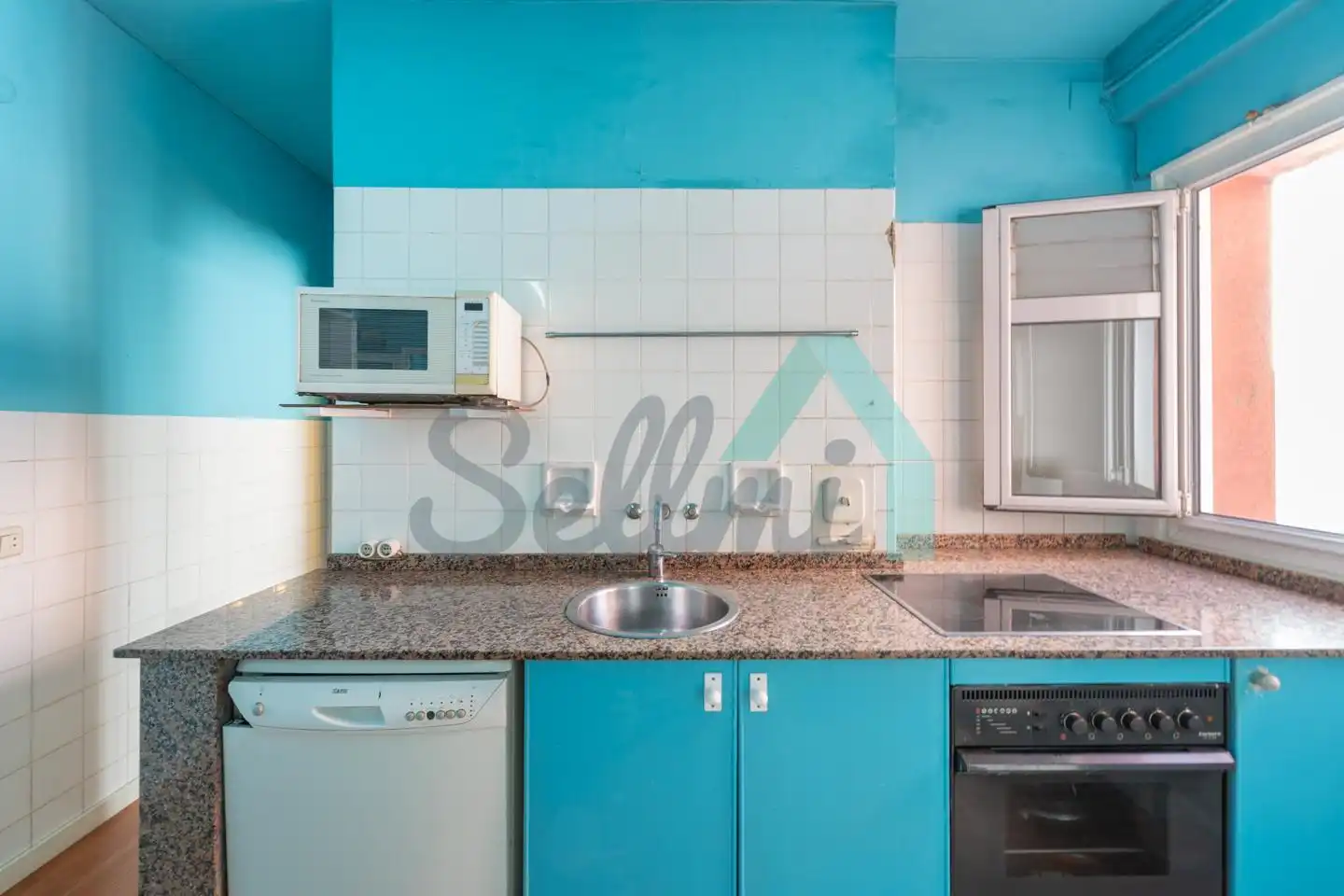 Cocina de Piso en venta en Oviedo  con Calefacción, Parquet y Terraza