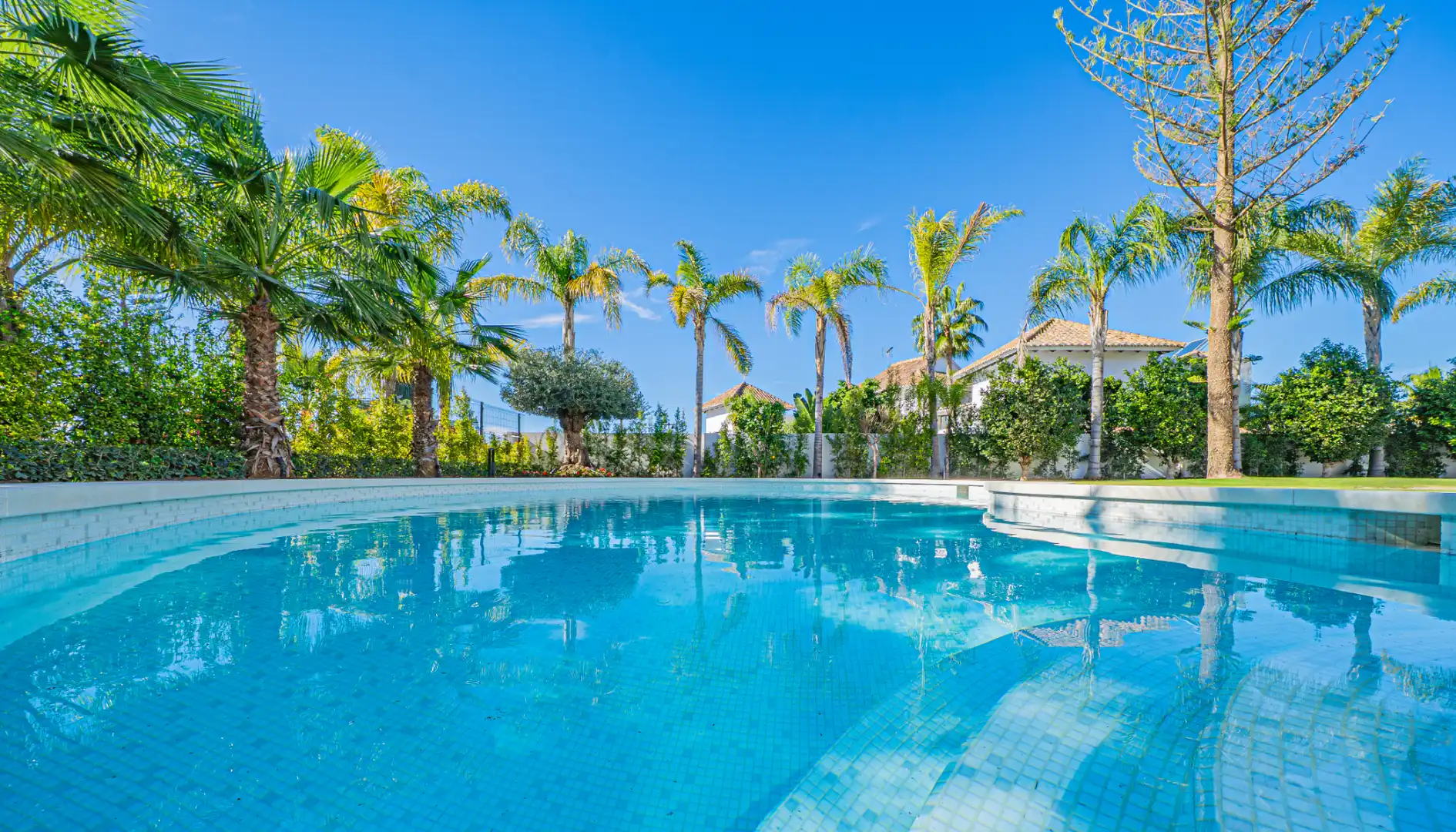 Chalet con piscina en venta en Milla de Oro, imagen 50