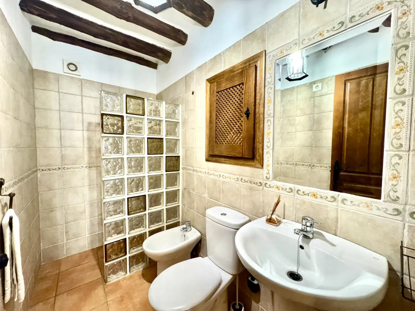 Bathroom of Buildings for sale in Bérchules