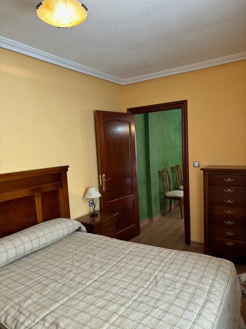 Bedroom of Flat for sale in Jaén  with Air Conditioner, Parquet flooring and Terrace