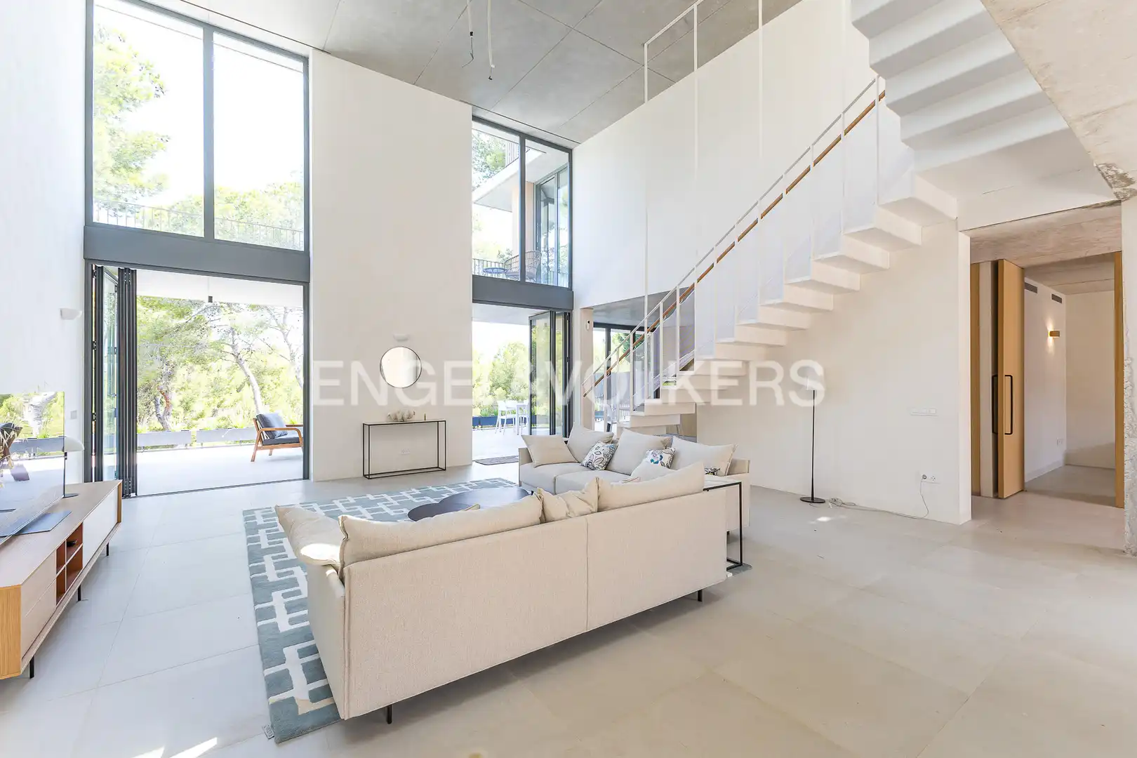 Sala d'estar de Casa o xalet en venda en Tarragona amb Aire condicionat, Calefacció i Jardí privat