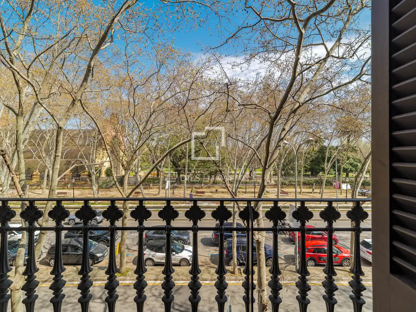 Außenansicht von Wohnung zum Verkauf in Barcelona mit Klimaanlage, Heizung und Parkett