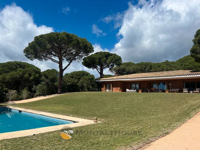 Casa-chalet en Venta en Rocaferrera