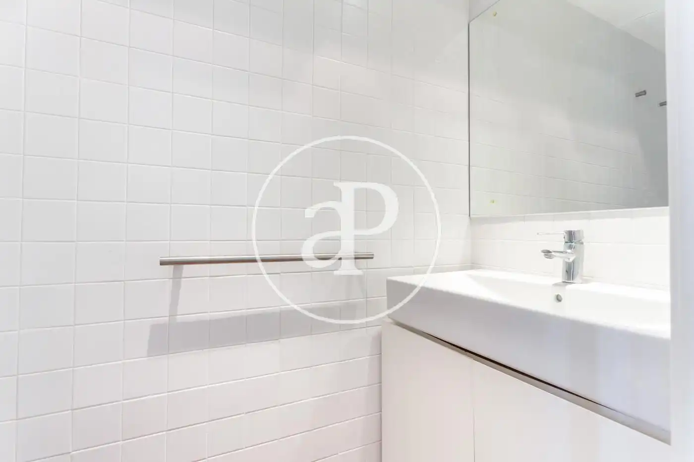 Bathroom of Houses for sale in Sagunto / Sagunt  with Air Conditioner, Heating and Private garden
