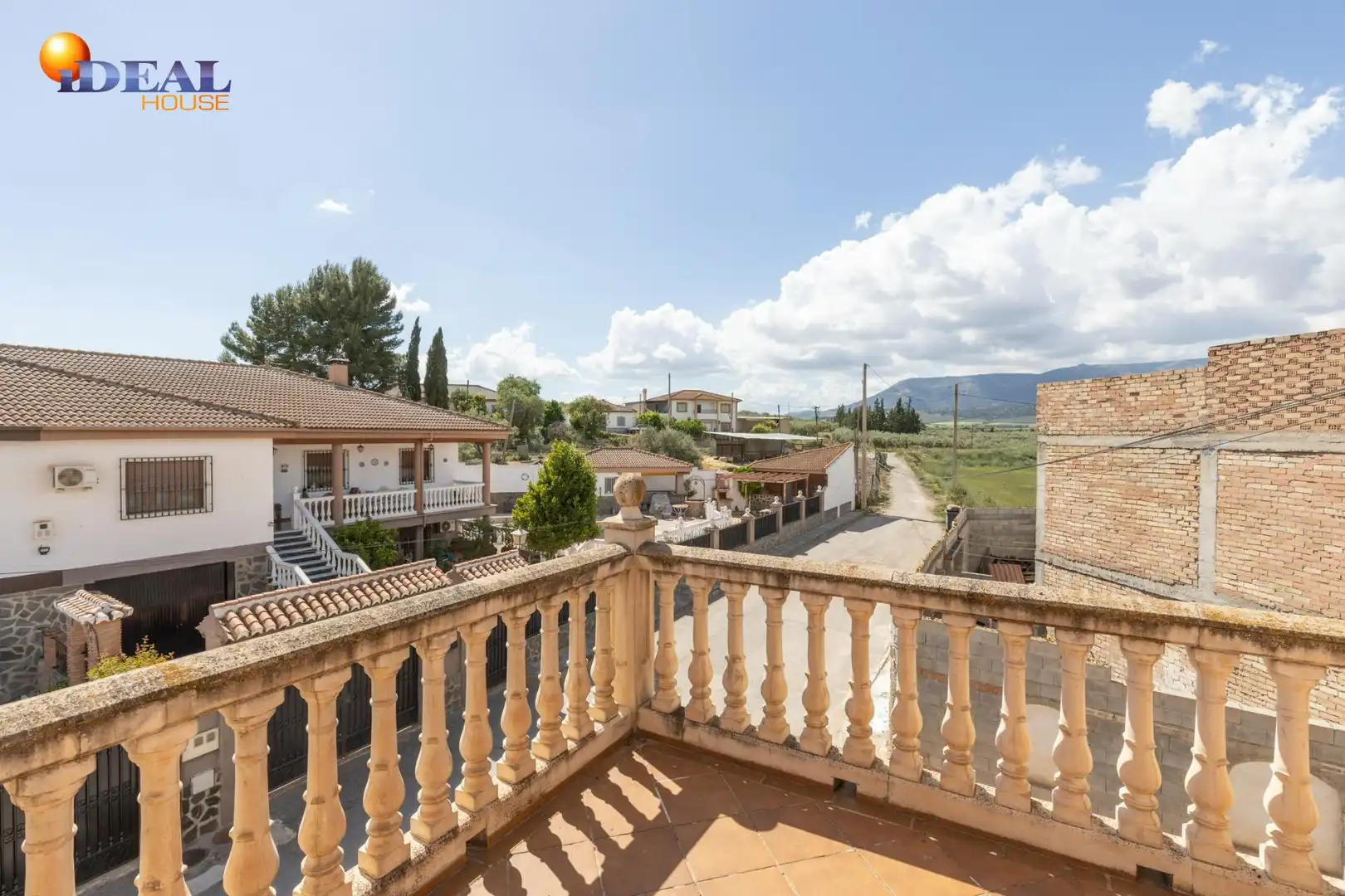 Vista exterior de Casa o chalet en venta en Íllora con Jardín privado