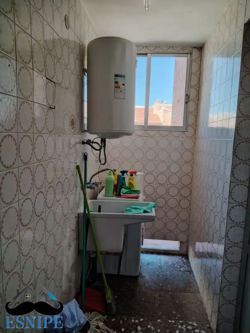 Badezimmer von Wohnung zum Verkauf in Archena mit Klimaanlage und Balkon