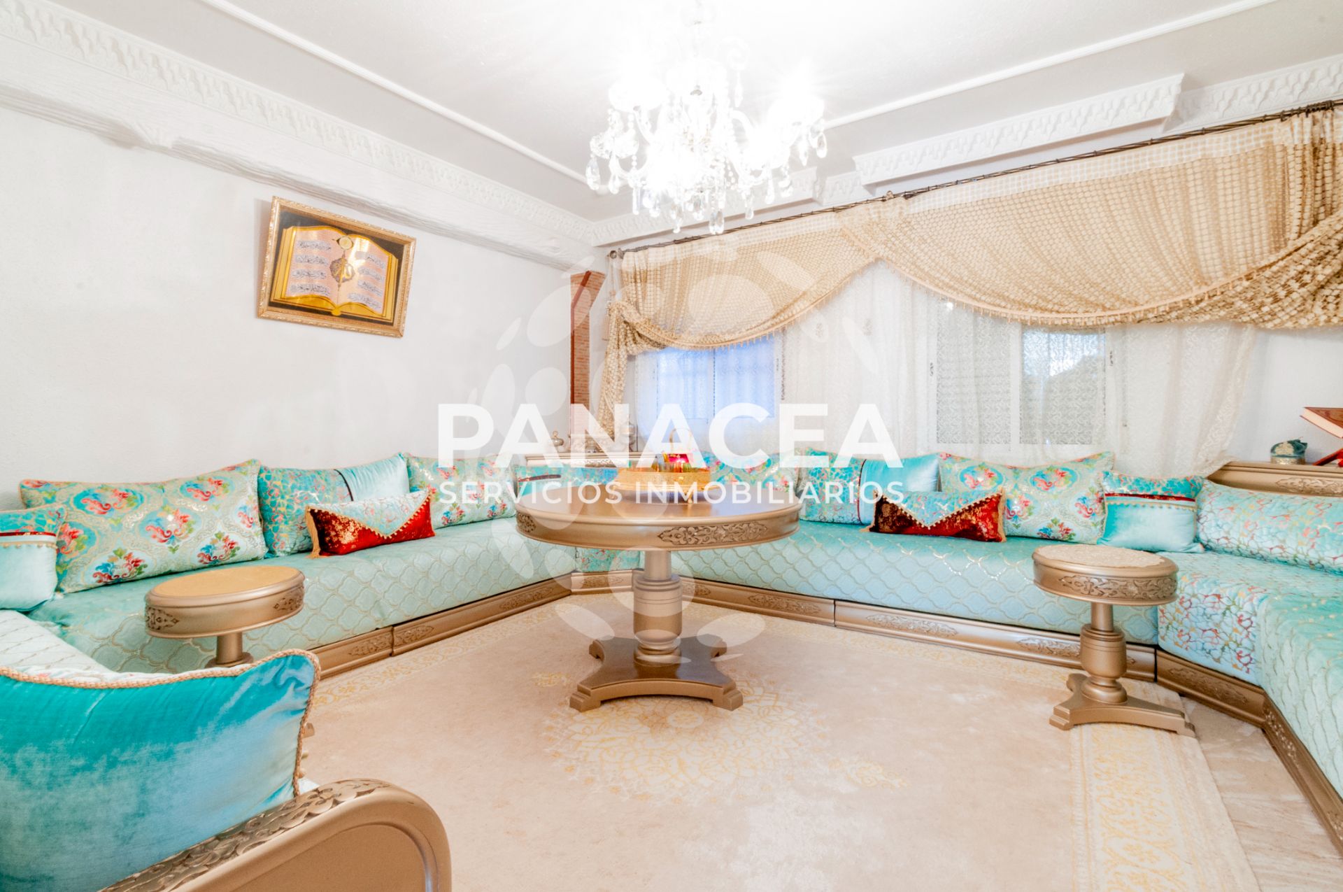 Sala d'estar de Casa adosada en venda en Vícar amb Moblat, Rentadora i Microones