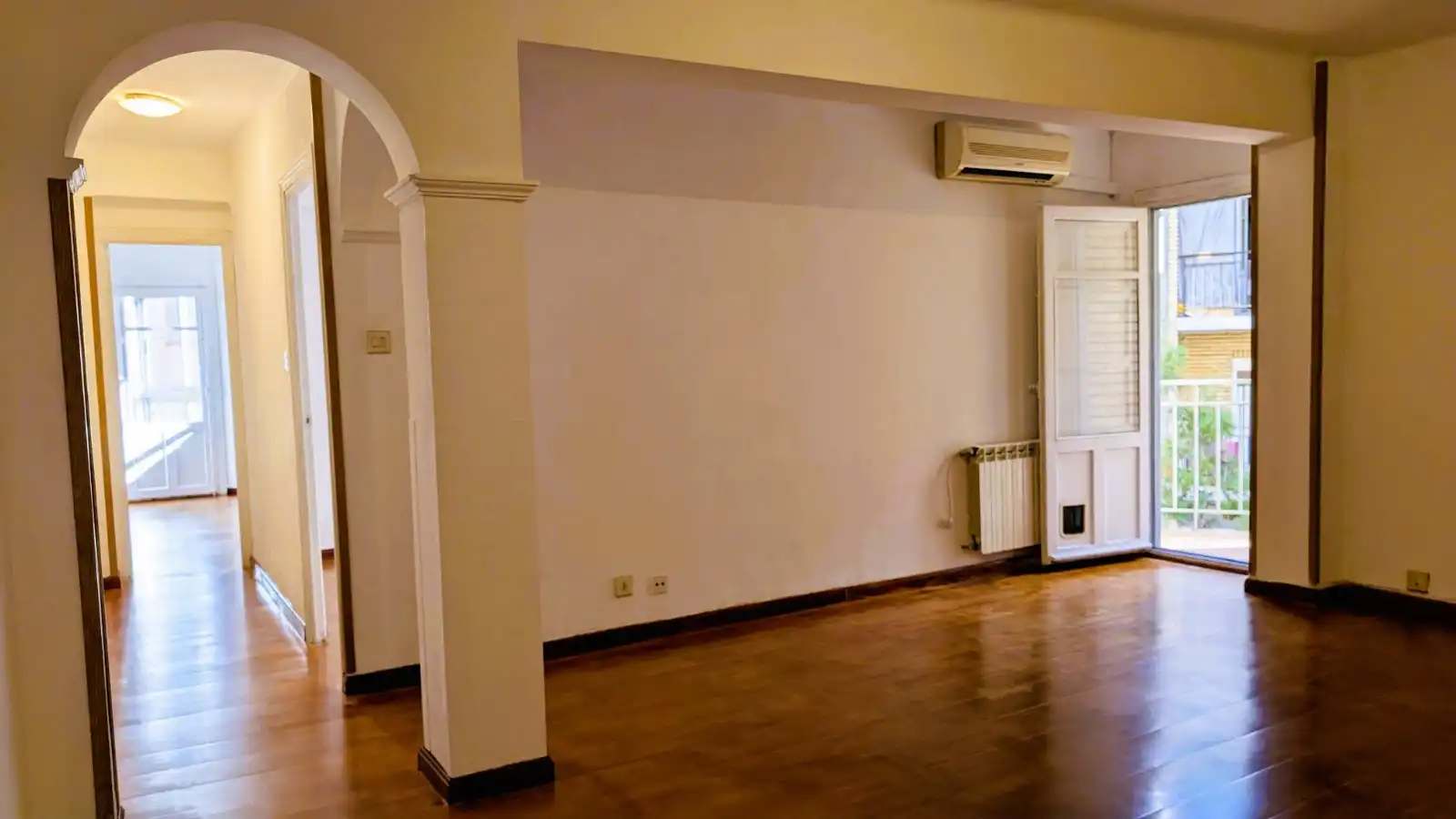 Flat for sale in Calle de Mariano Carderera, 30, Barrio de Delicias