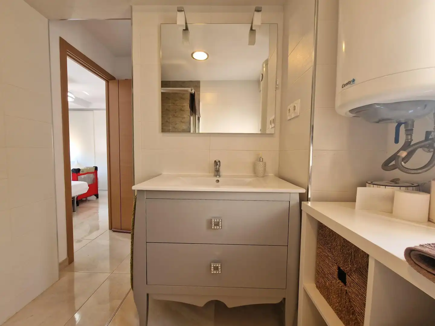 Badezimmer von Dachboden zum Verkauf in Águilas mit Klimaanlage und Möbliert