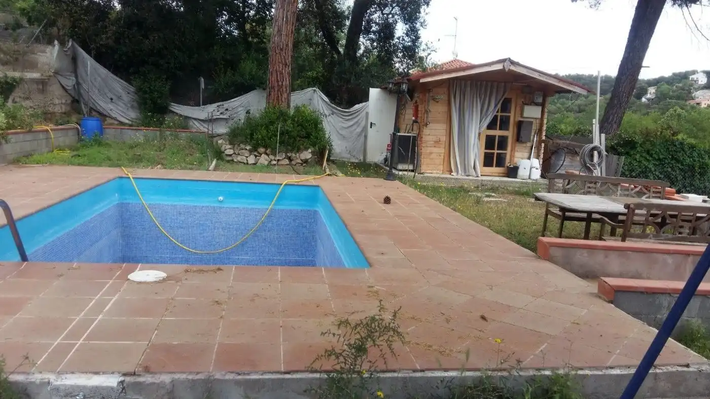 Swimming pool of Residential for sale in Riells i Viabrea