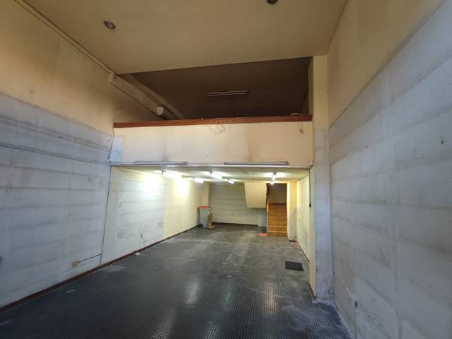 Local comercial en Venta en Calle de Antonio López en Moscardó
