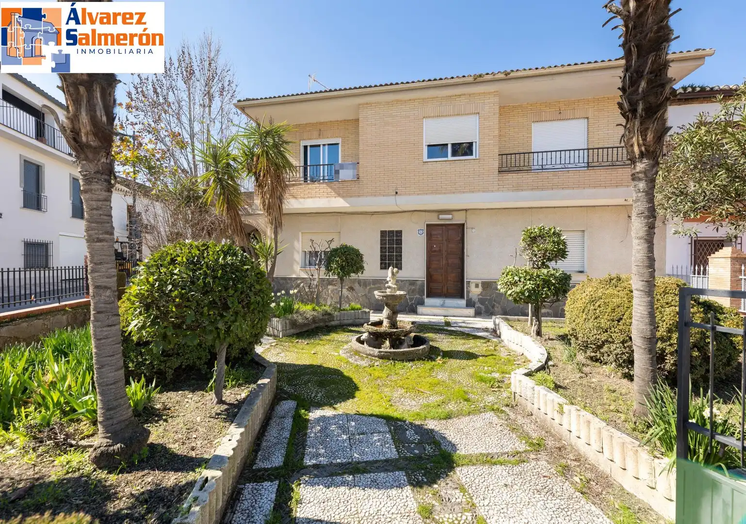 Casa en venda a Avenida Avenida Constitución