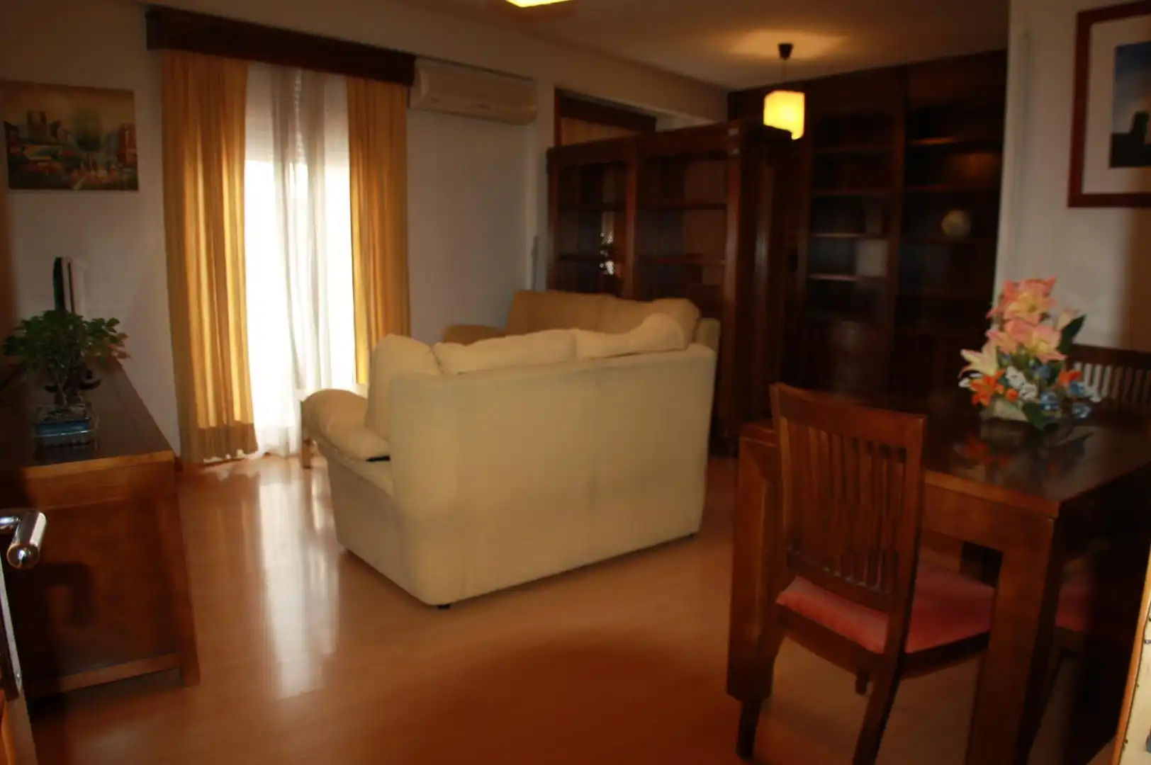 Wohnzimmer von Wohnung zur Miete in Plasencia mit Klimaanlage, Heizung und Terrasse